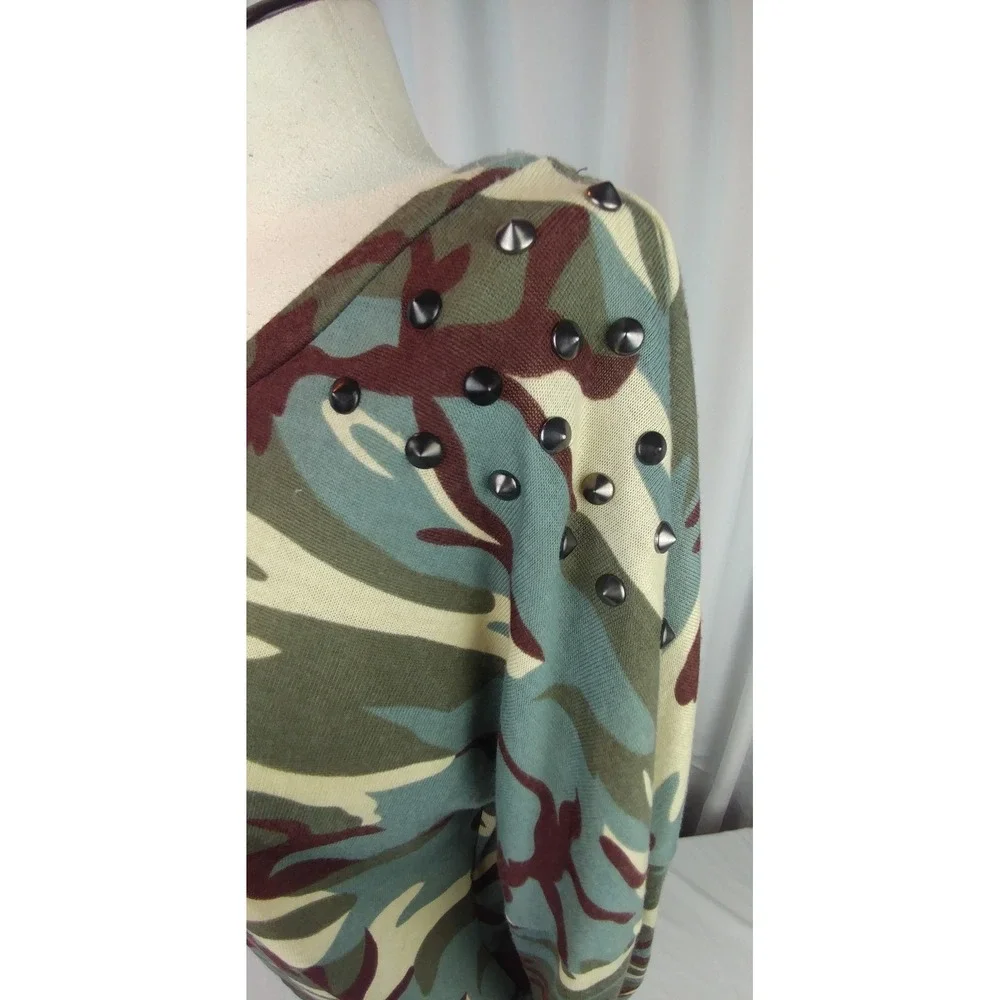 Camouflage Moon‎ Collection Shirt Top Sz S Small NEW!!